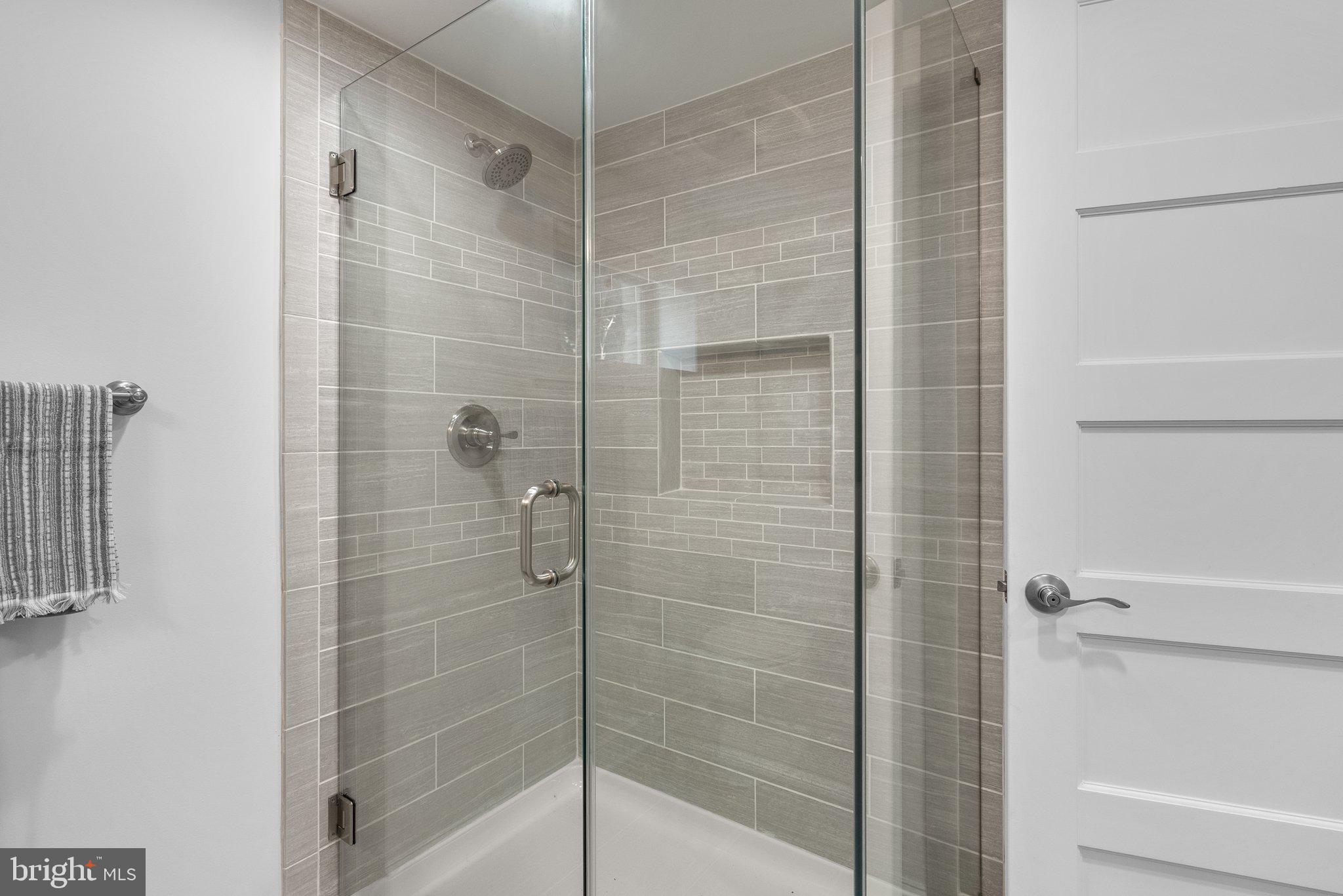 SILVER SPRING - Residential