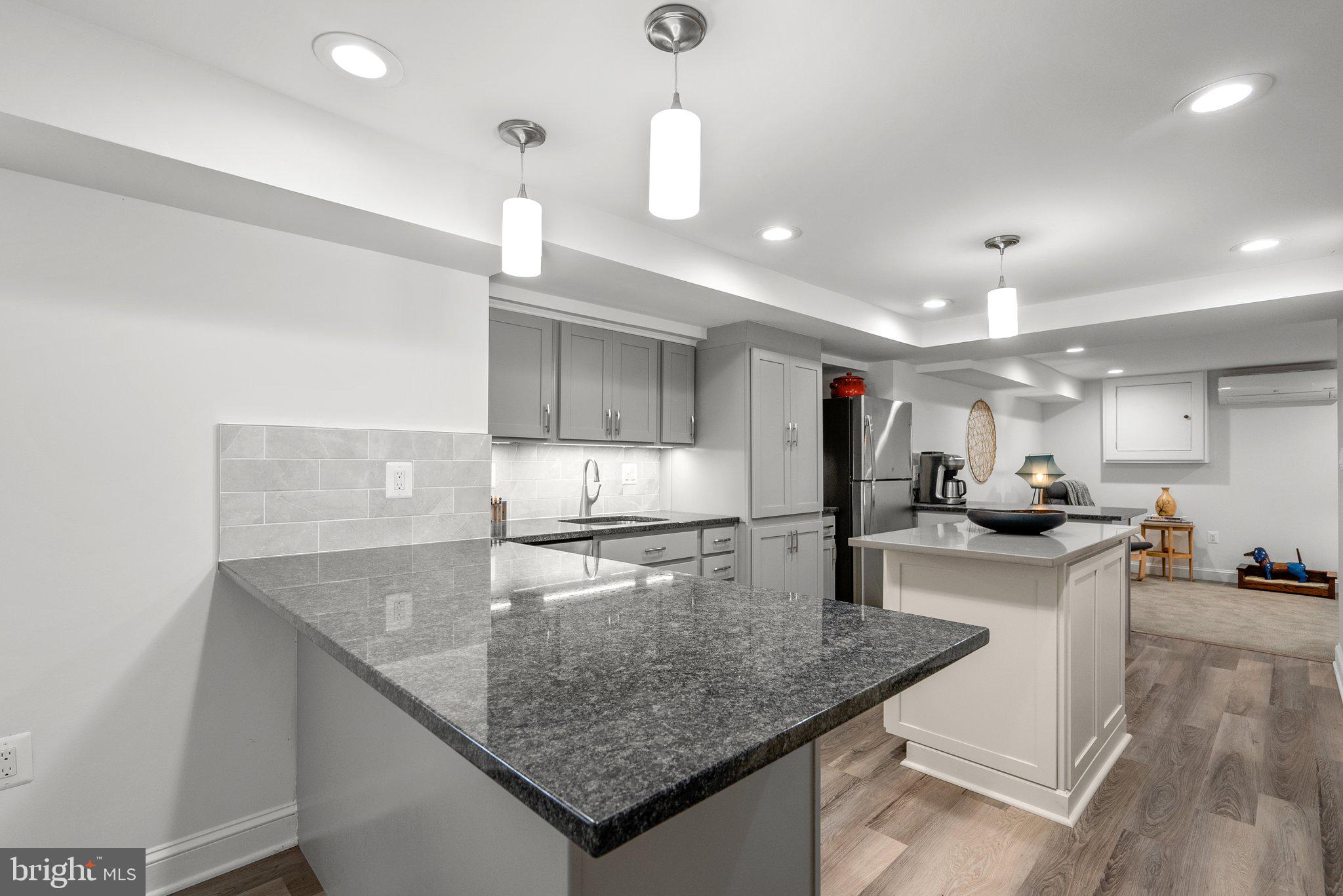 SILVER SPRING - Residential