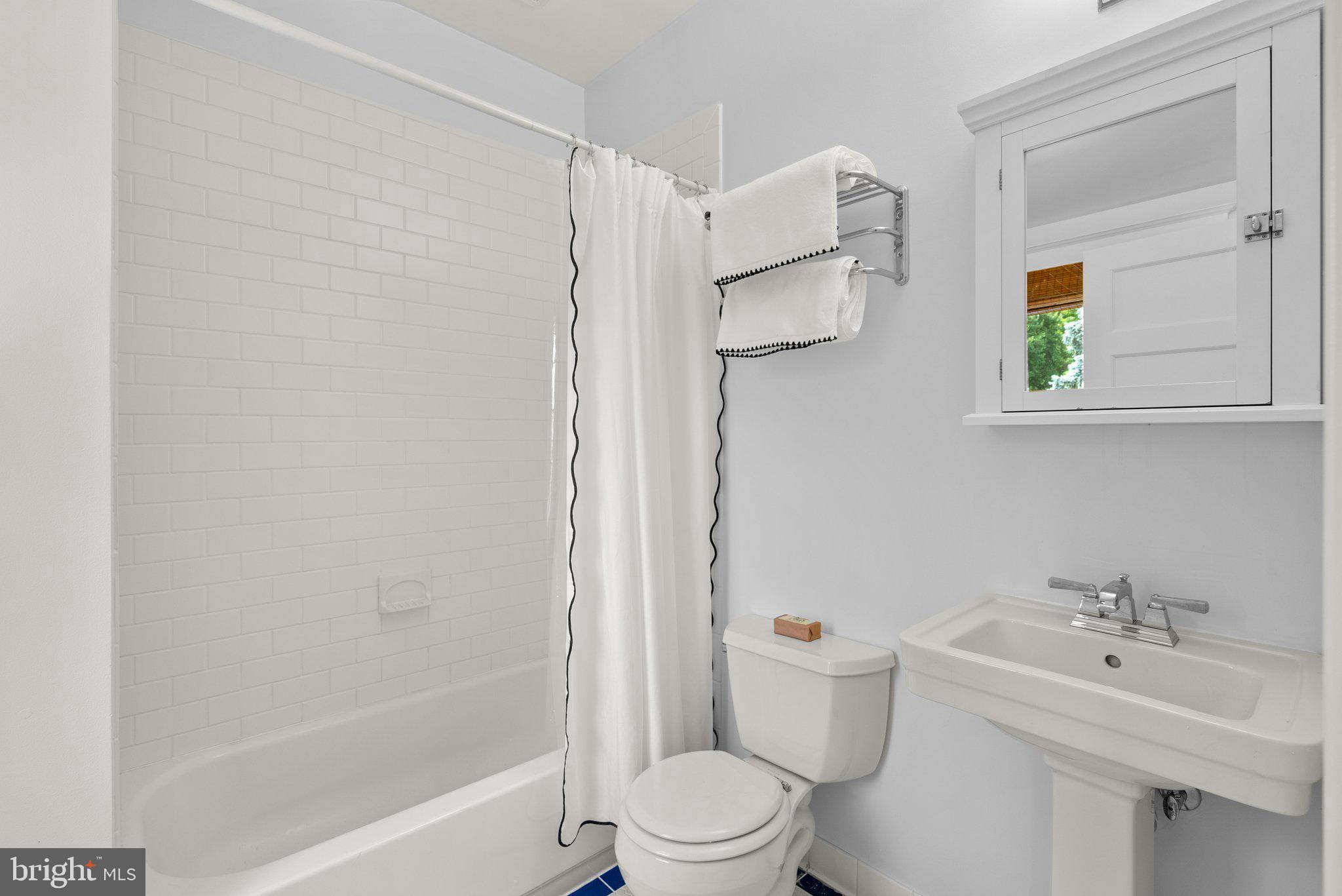 SILVER SPRING - Residential