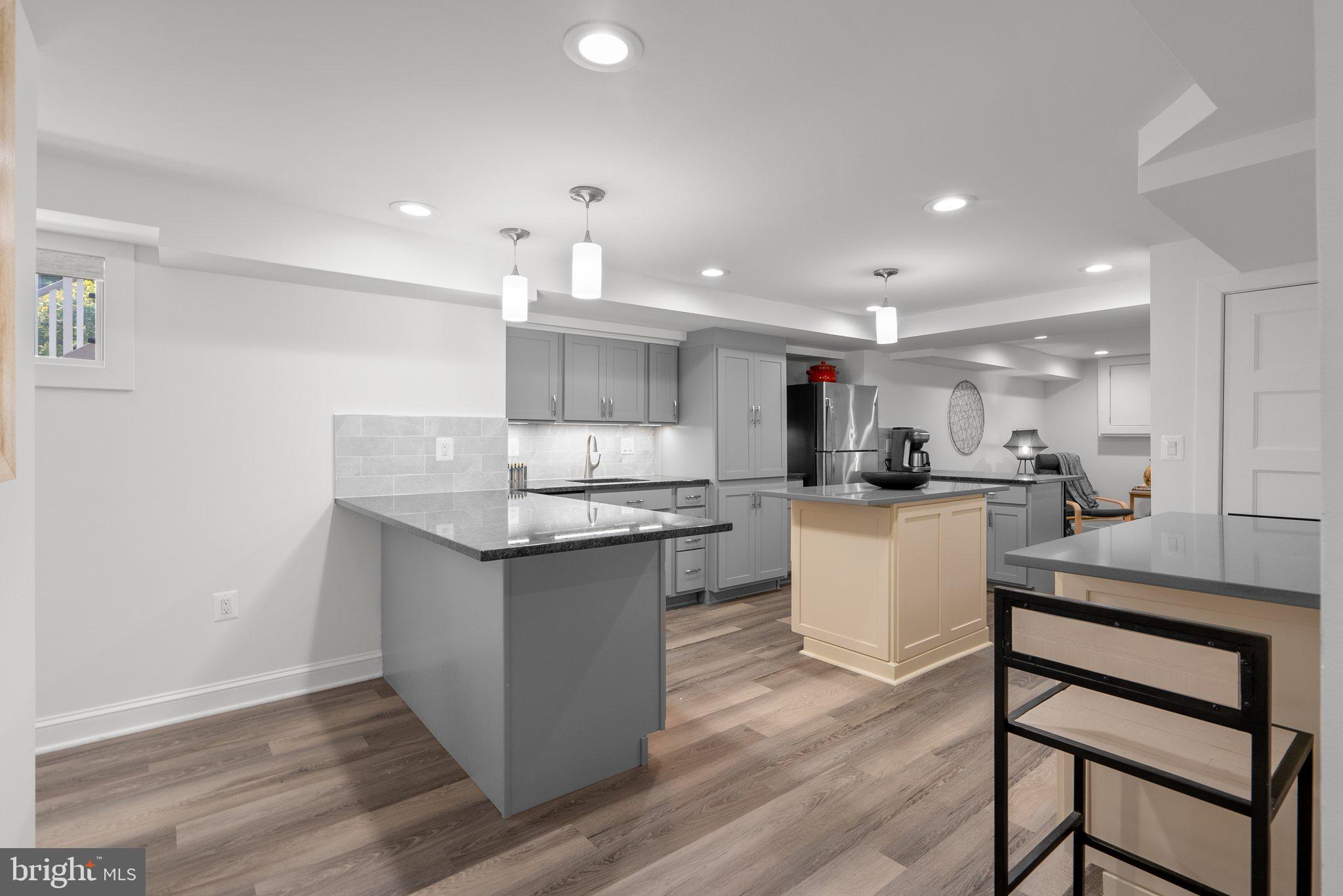 SILVER SPRING - Residential