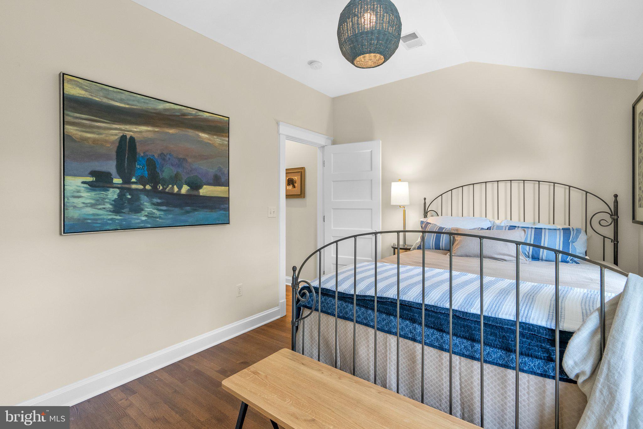 SILVER SPRING - Residential