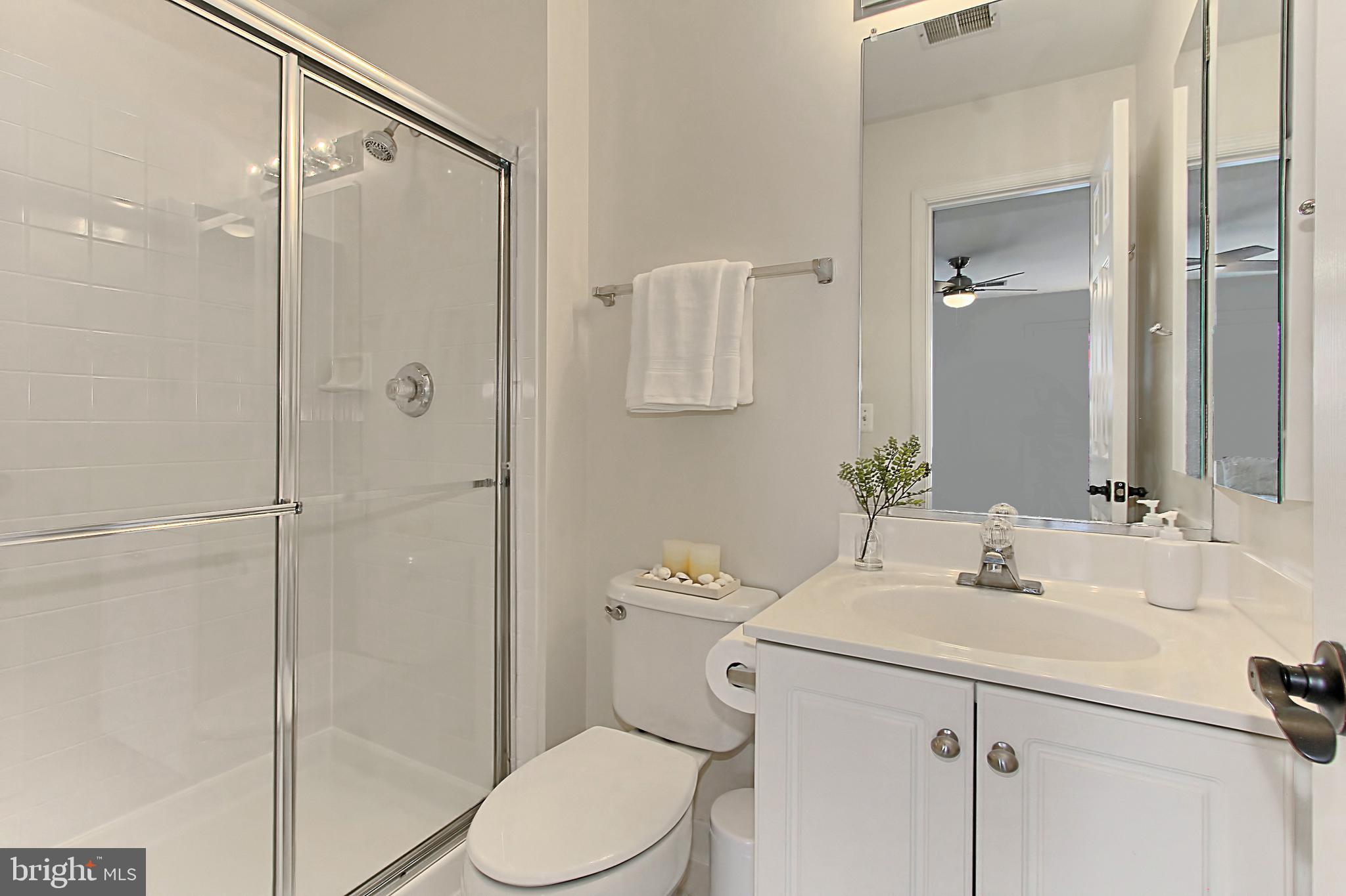 SIGNATURE AT BROADLANDS - Residential