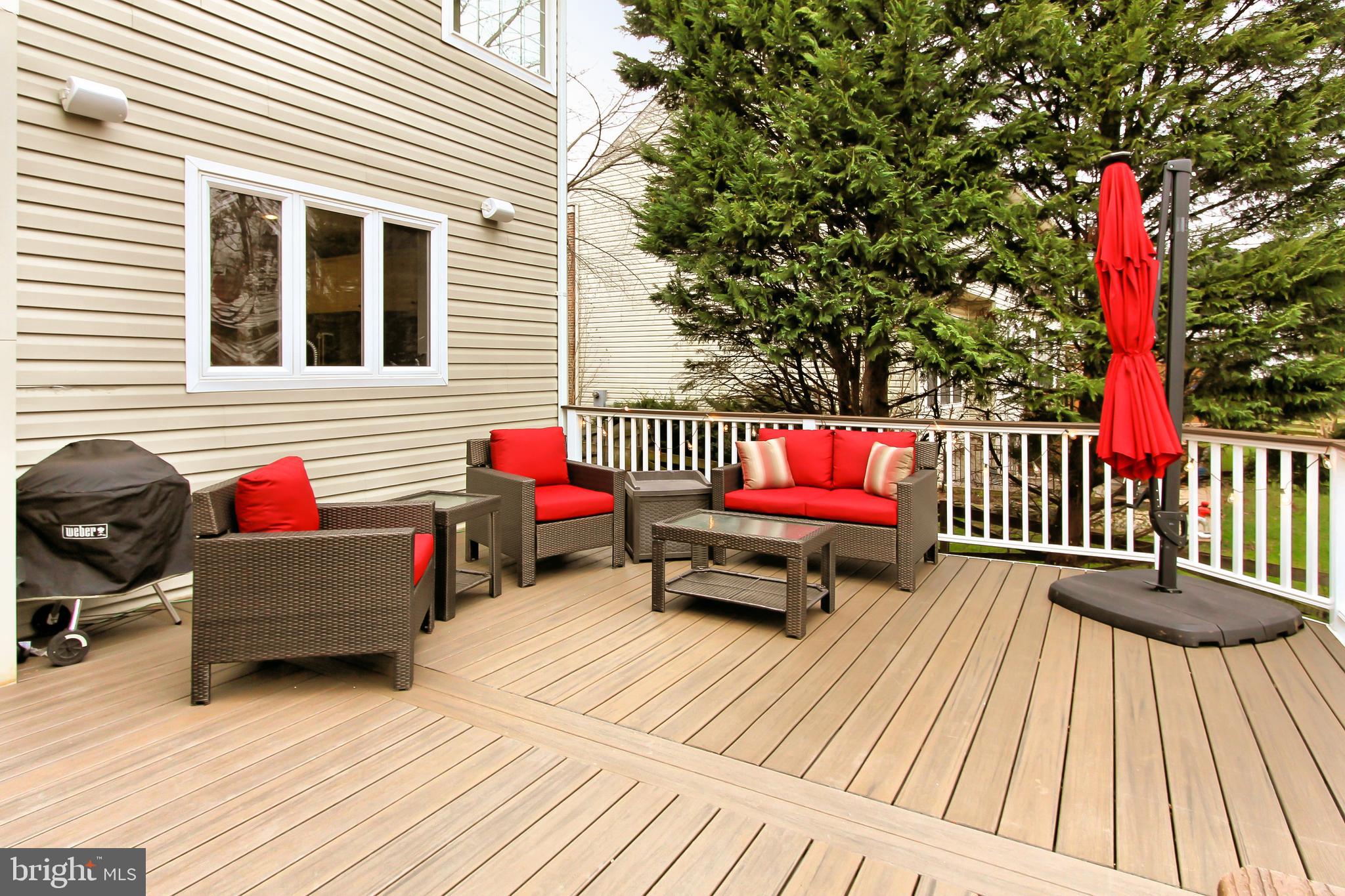 SIGNATURE AT BROADLANDS - Residential