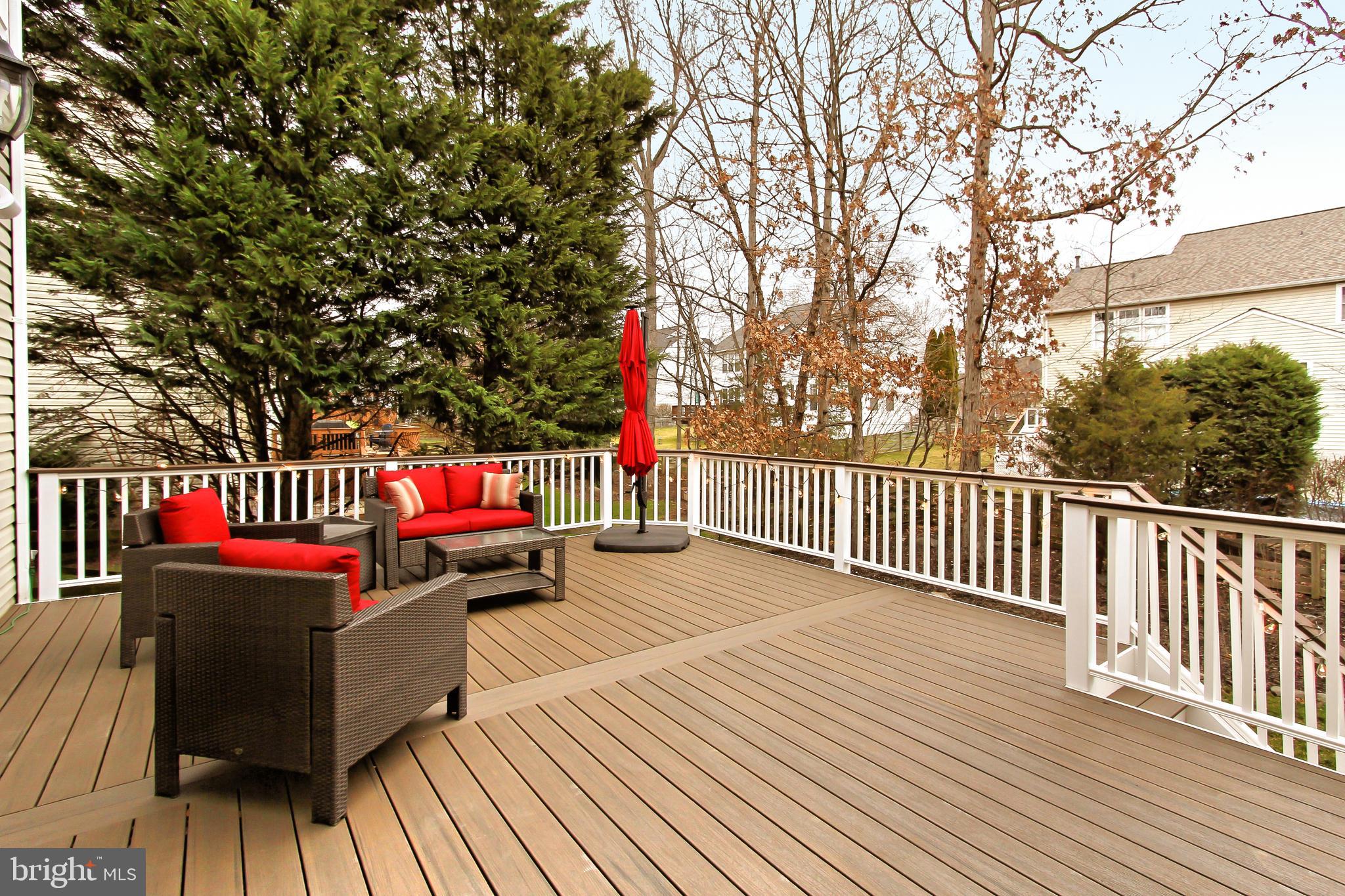 SIGNATURE AT BROADLANDS - Residential