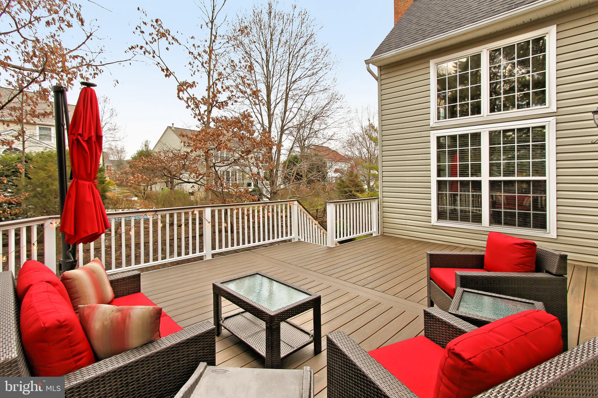 SIGNATURE AT BROADLANDS - Residential