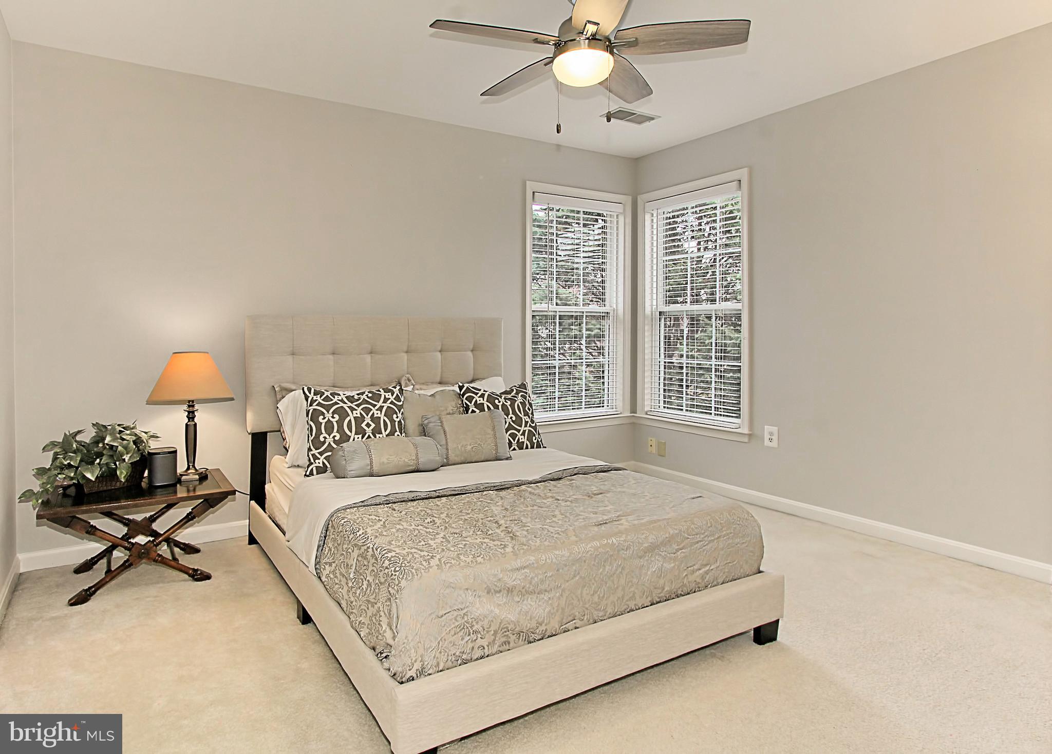 SIGNATURE AT BROADLANDS - Residential