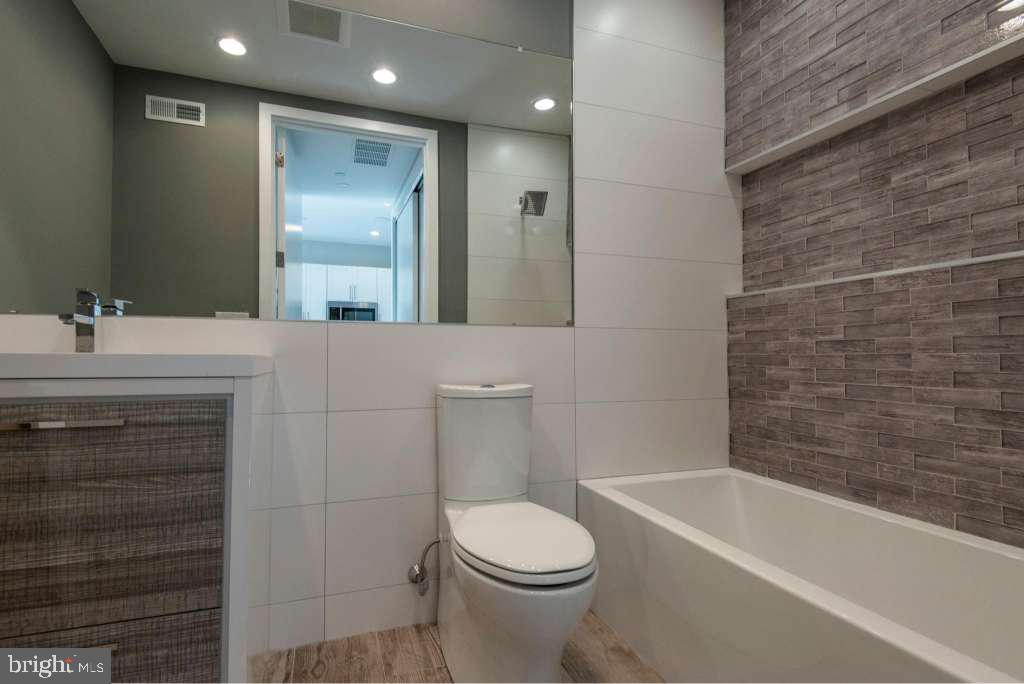 PASSYUNK SQUARE - Residential Lease