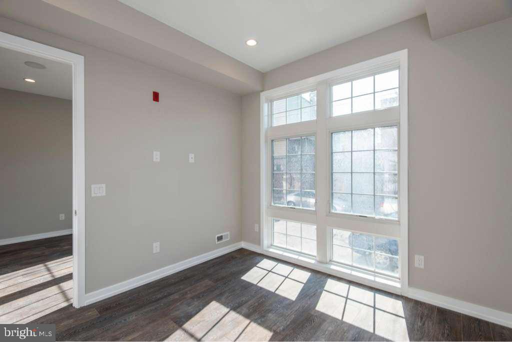 PASSYUNK SQUARE - Residential Lease