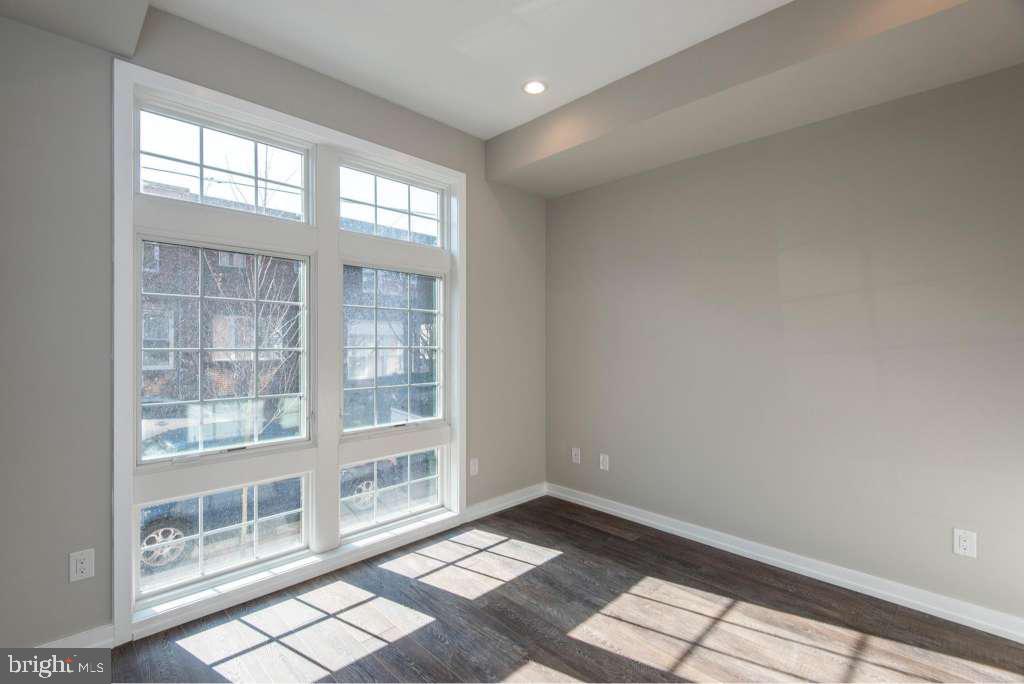 PASSYUNK SQUARE - Residential Lease