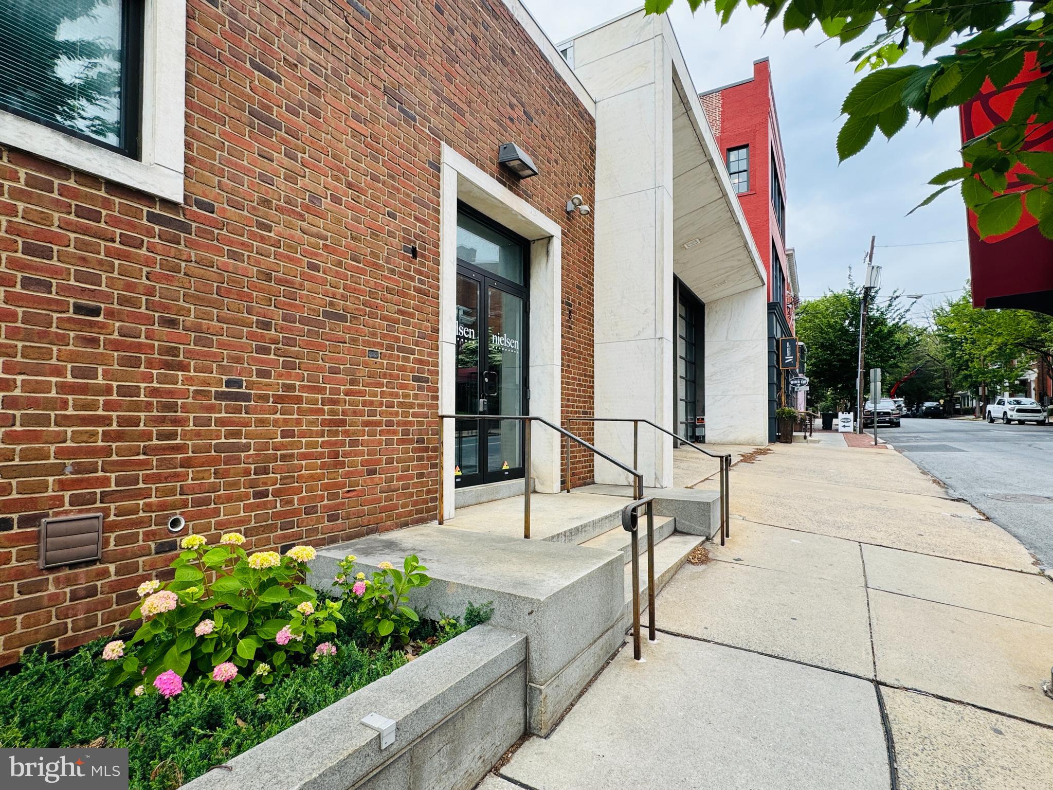 200 N DUKE STREET