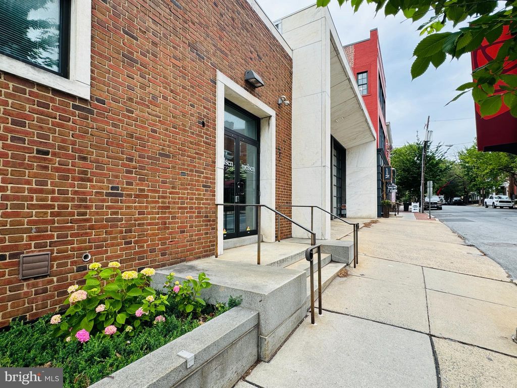 Photo of 200 N Duke Street, LANCASTER, PA 17602 (MLS # PALA2071050)
