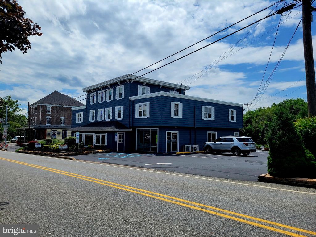 Photo of 25 E Bridge Street #3, COLLEGEVILLE, PA 19426 (MLS # PAMC2164758)