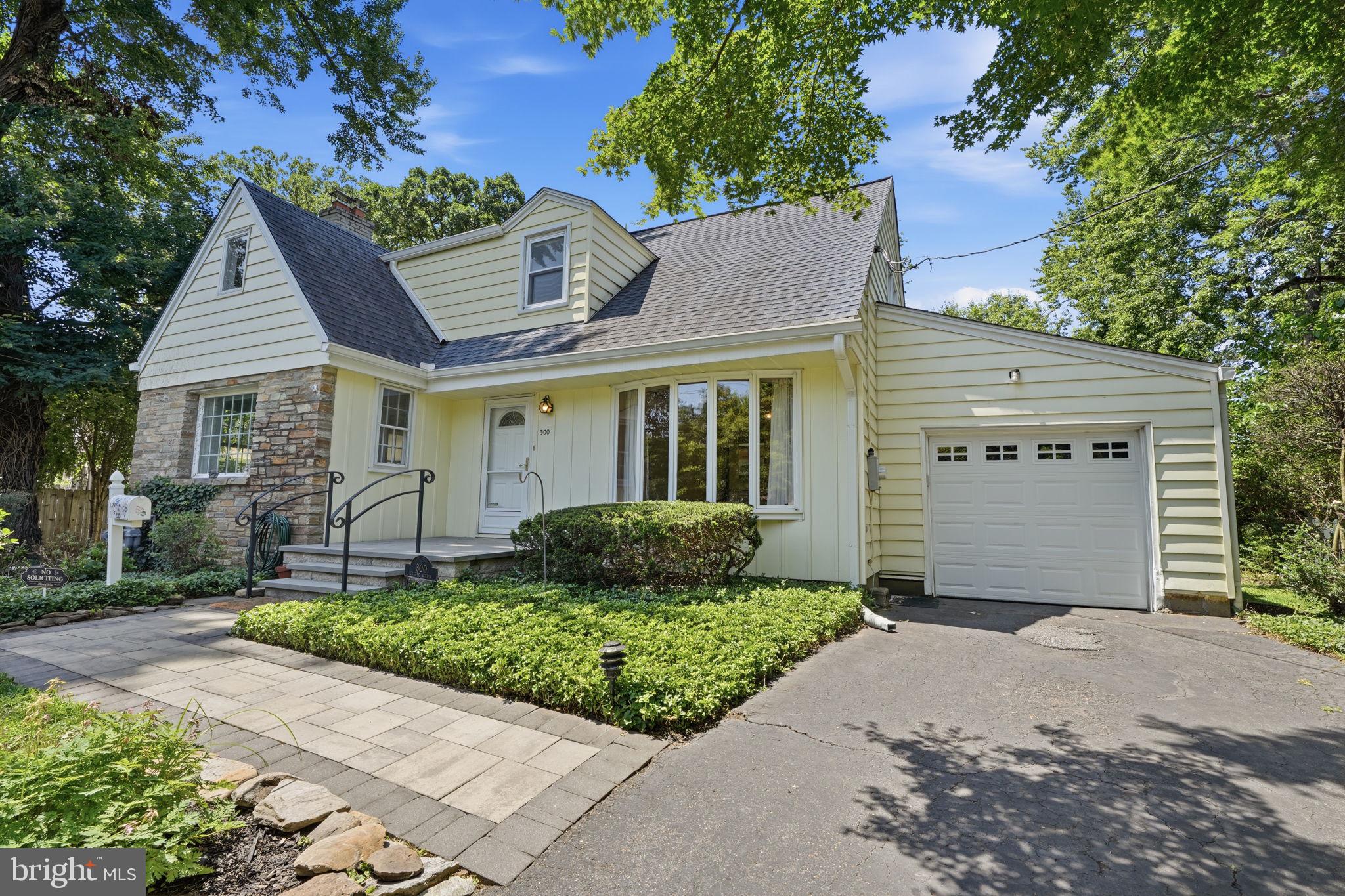 300 PINGREE AVENUE