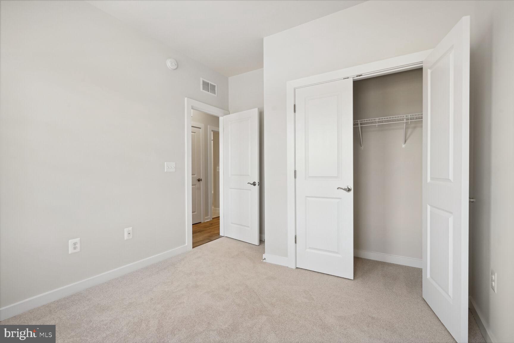 POTOMAC SHORES - Residential Lease