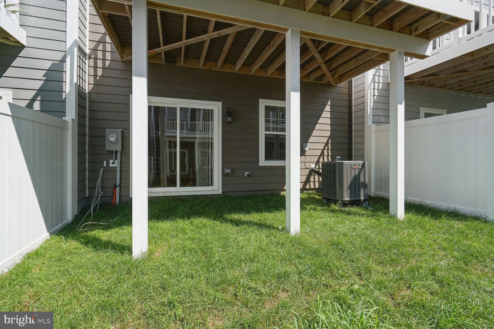 POTOMAC SHORES - Residential Lease