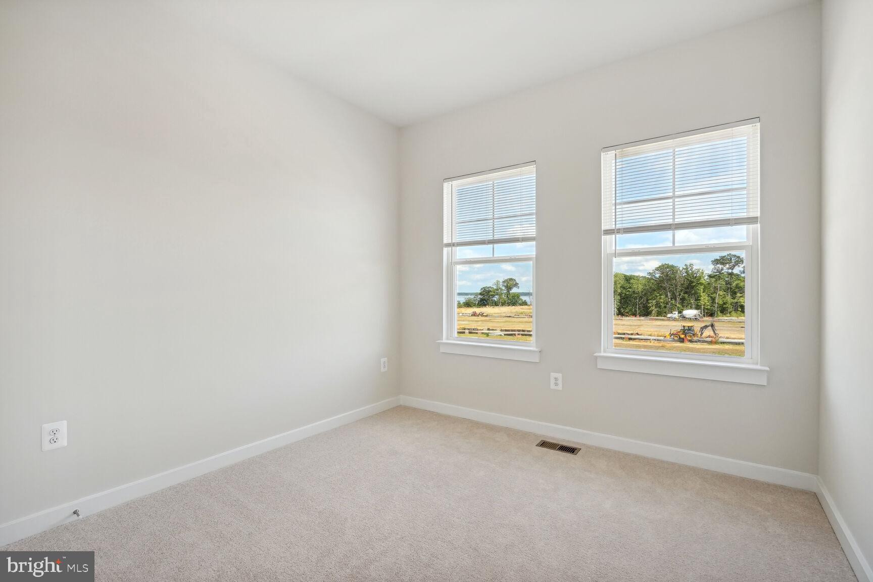 POTOMAC SHORES - Residential Lease