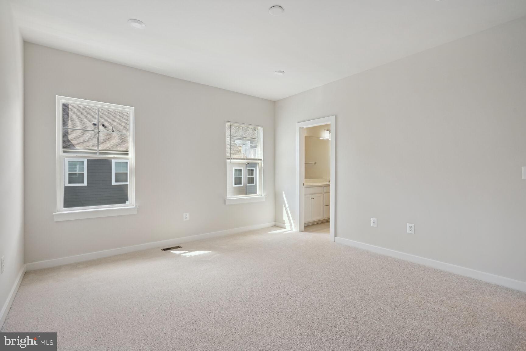 POTOMAC SHORES - Residential Lease