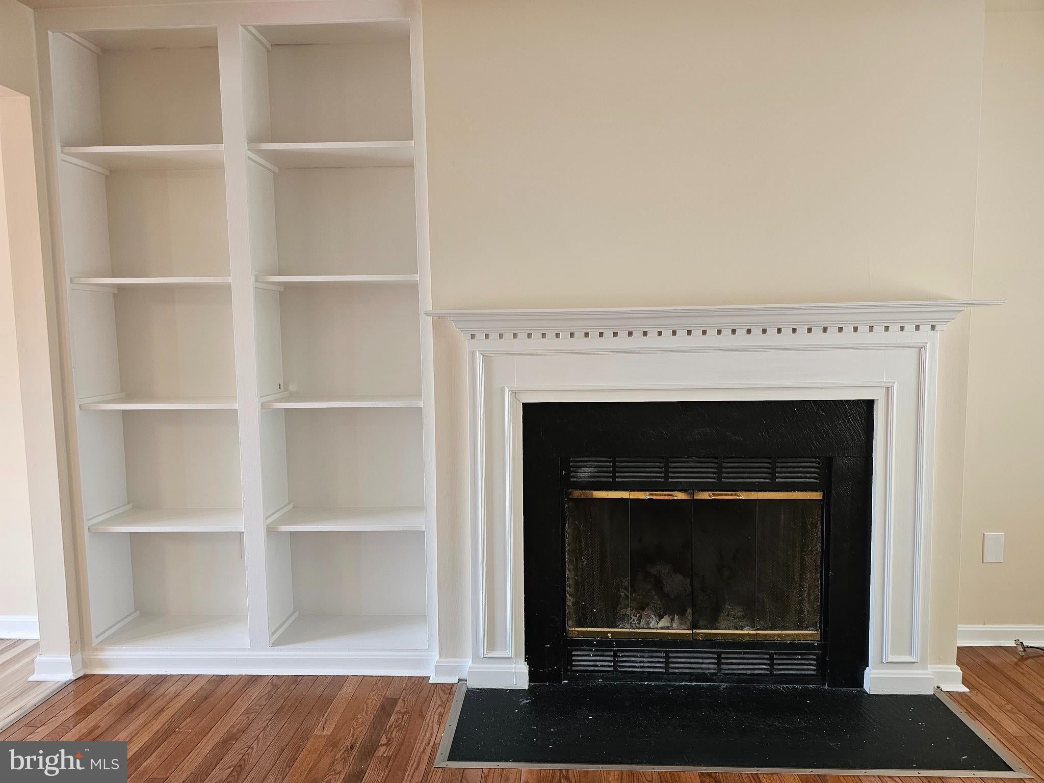 1405 BANTRY LANE
