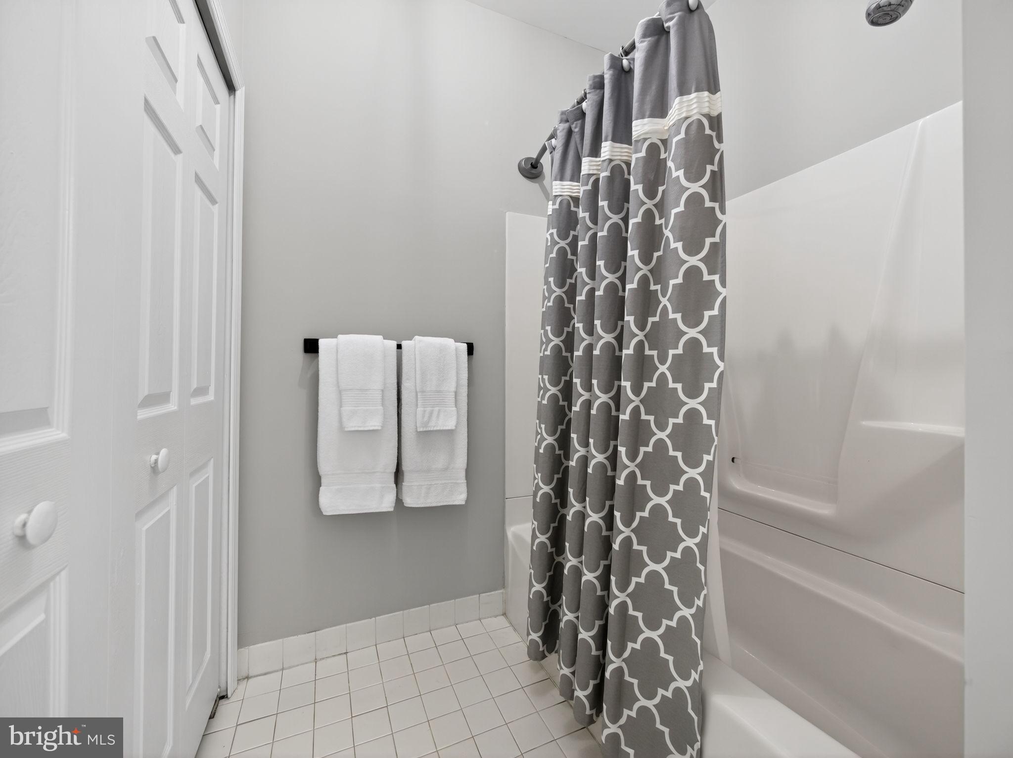 CORNERSTONE - Residential