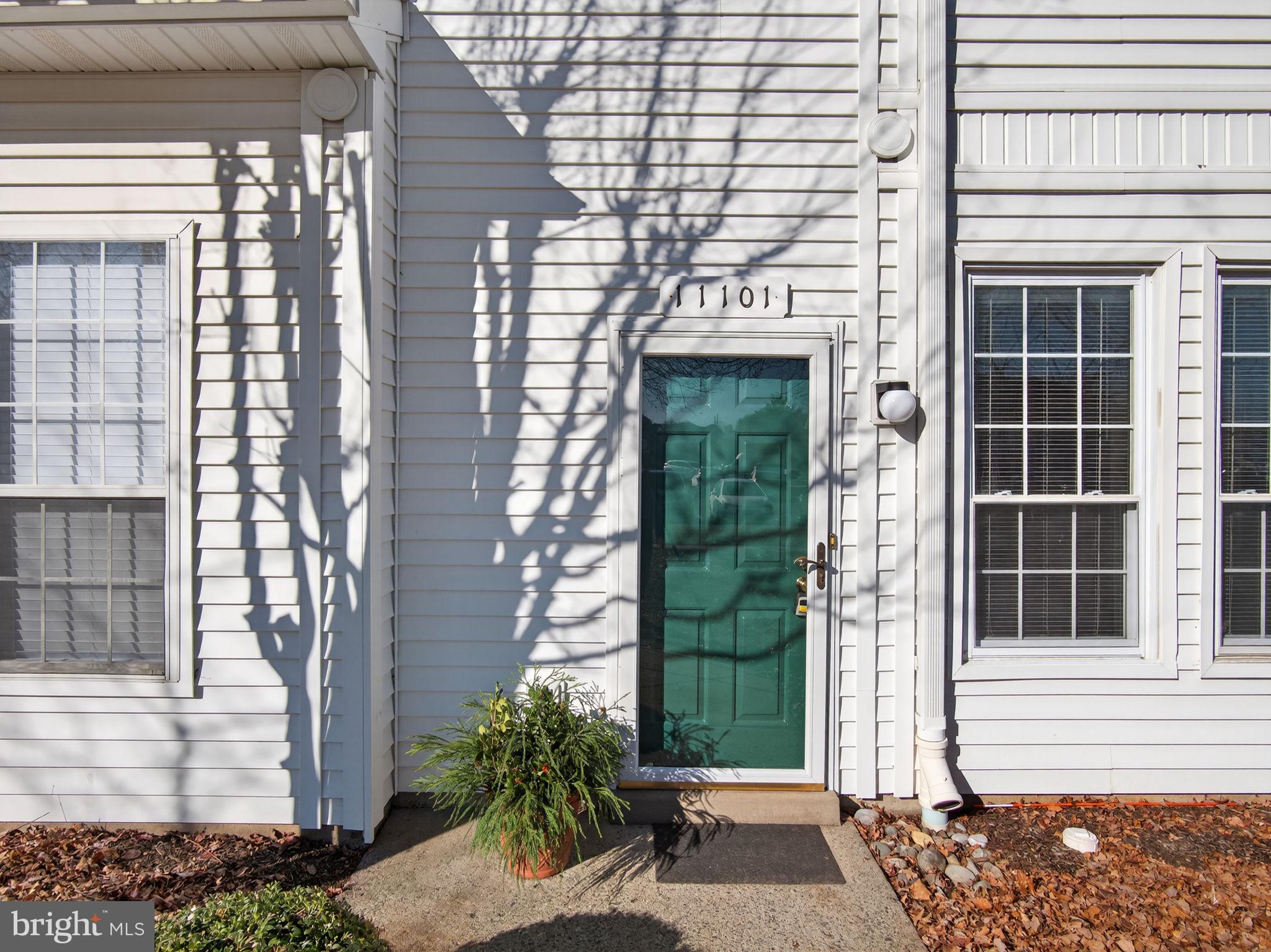 CORNERSTONE - Residential