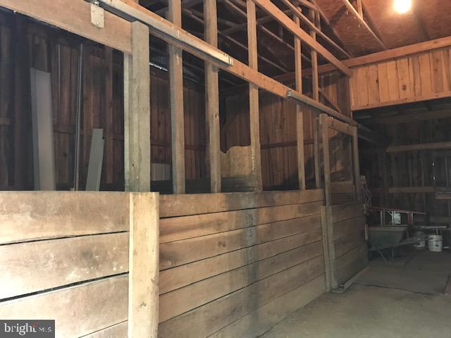 CABIN RUN ESTATES - Residential