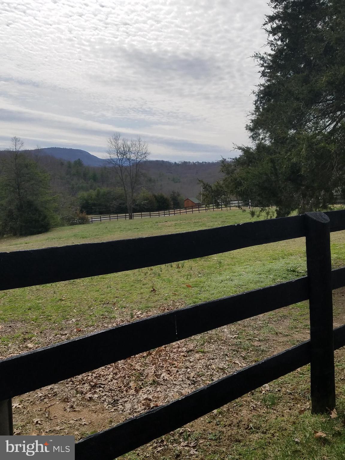 CABIN RUN ESTATES - Residential