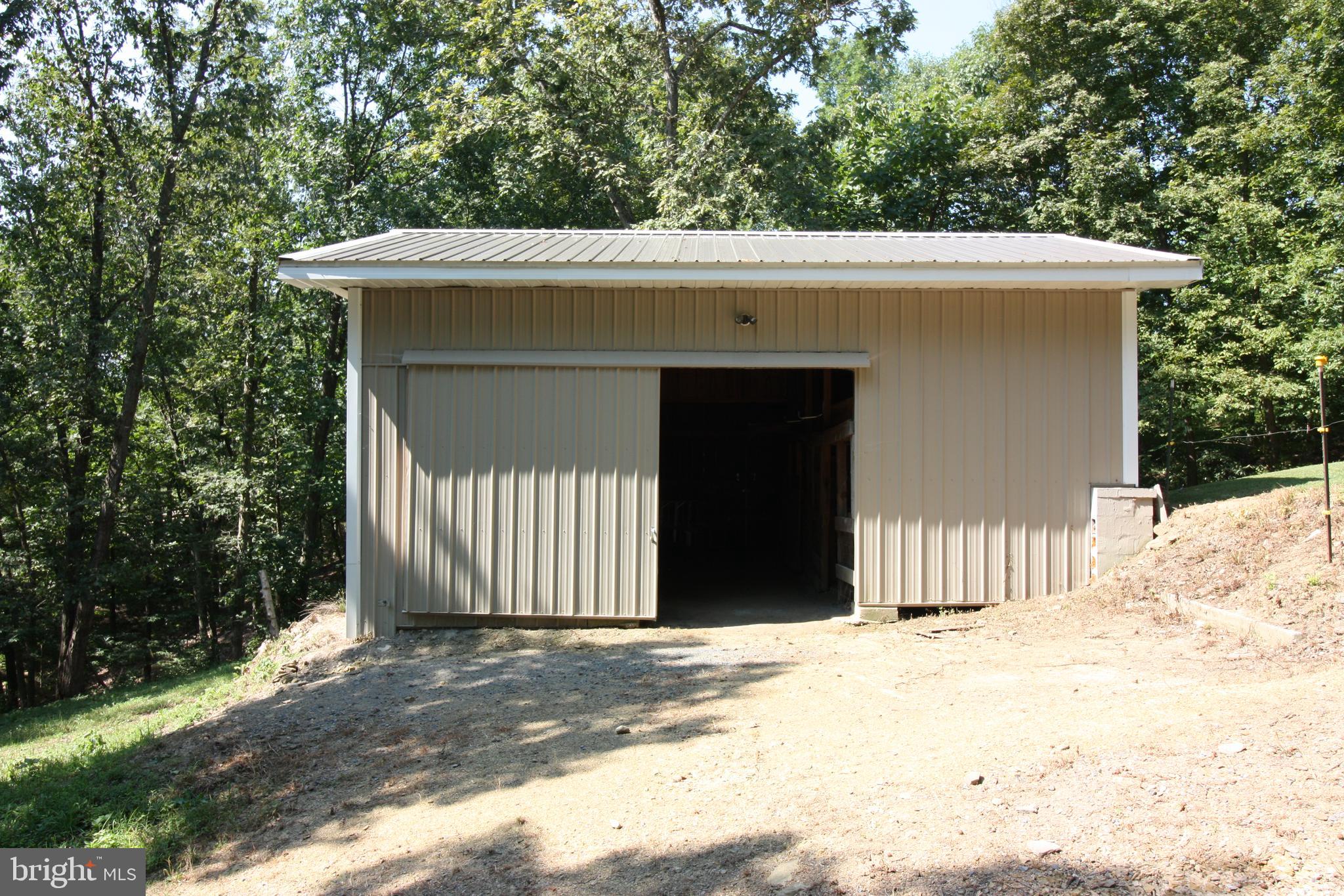 CABIN RUN ESTATES - Residential