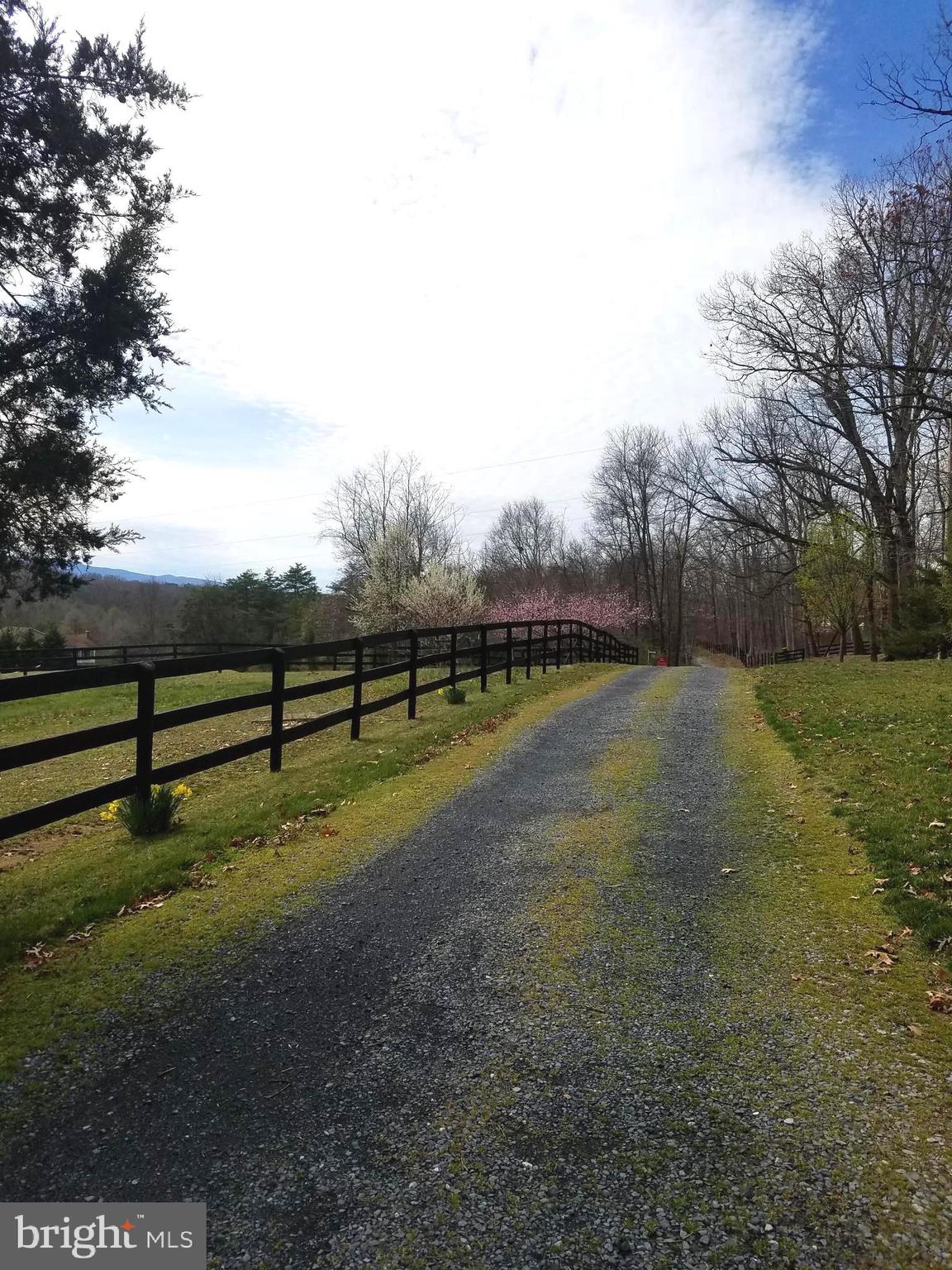 CABIN RUN ESTATES - Residential