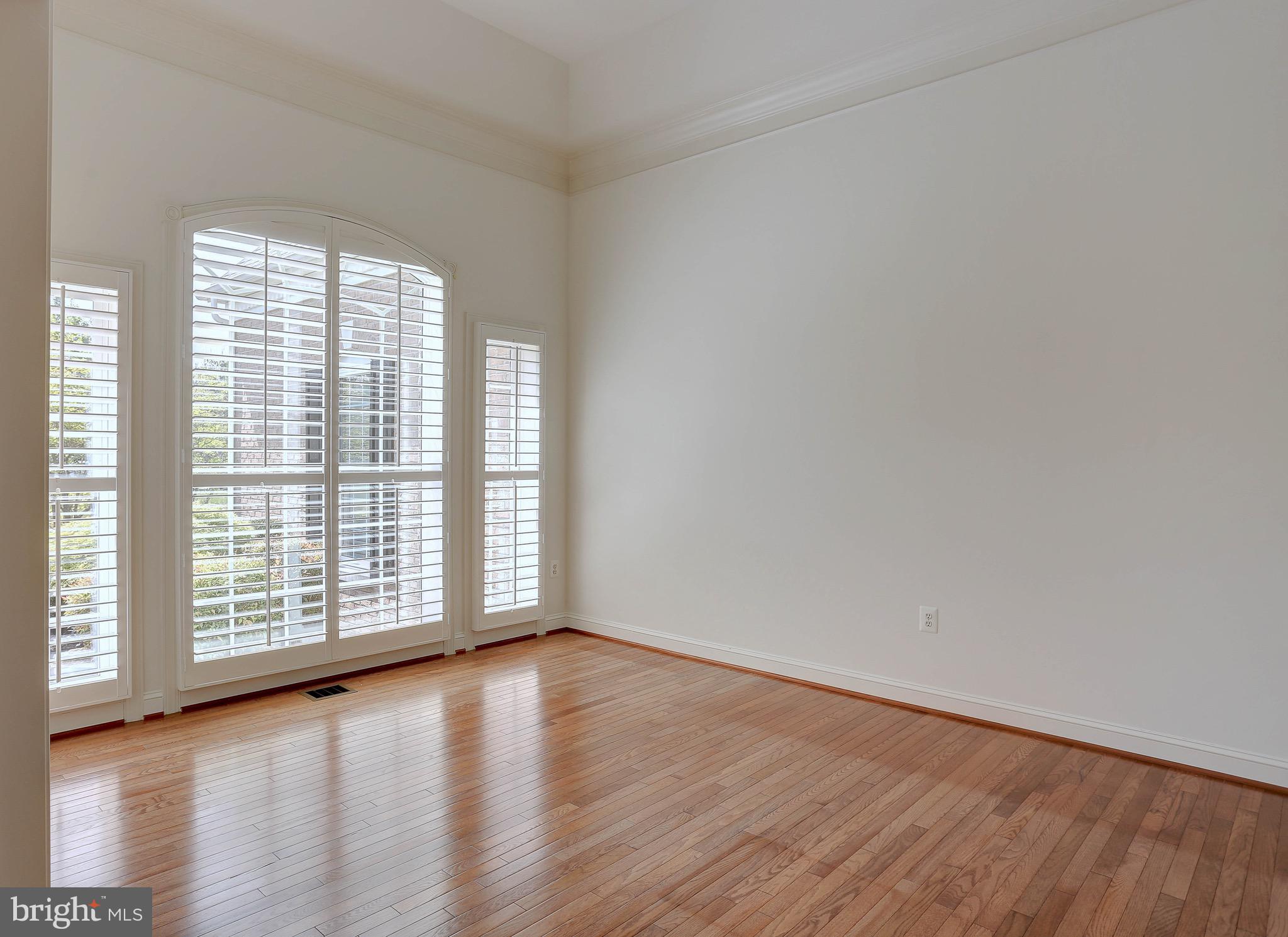 HOMEPORT FARM - Residential