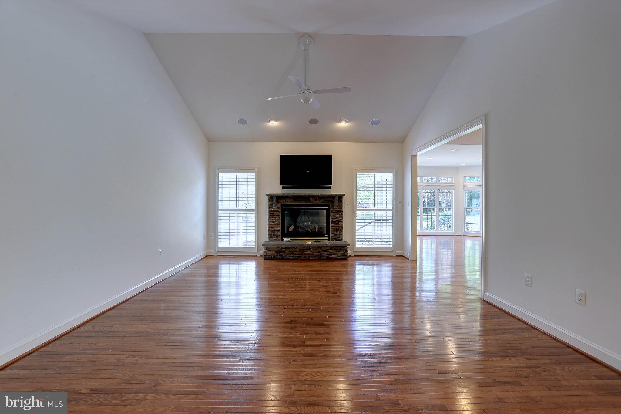 HOMEPORT FARM - Residential