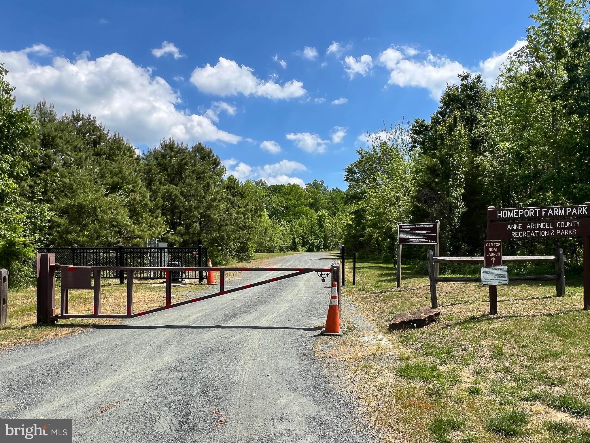 HOMEPORT FARM - Residential