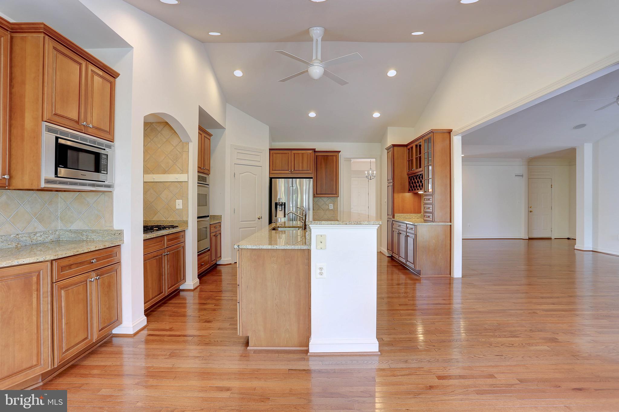 HOMEPORT FARM - Residential