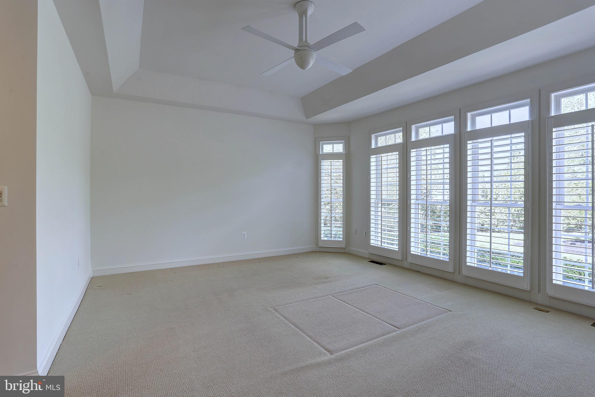 HOMEPORT FARM - Residential