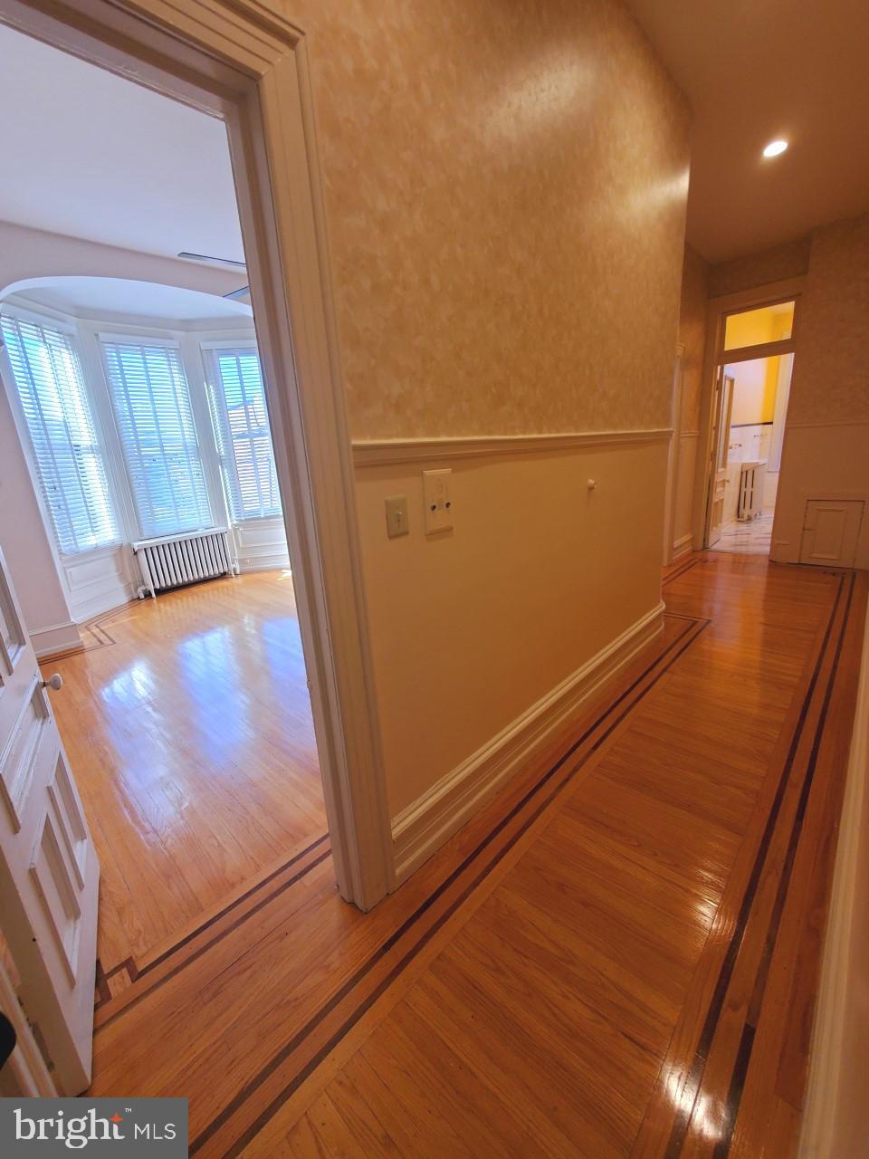 PHILADELPHIA (SOUTH) - Commercial Sale