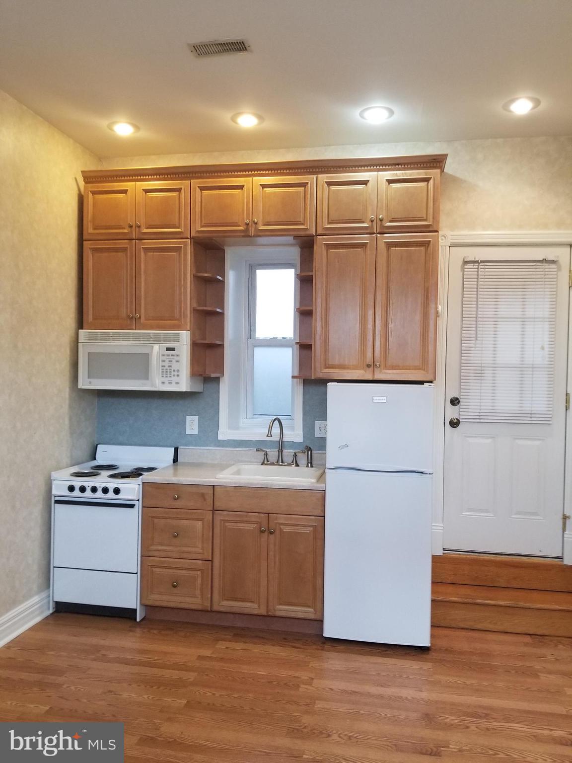 PHILADELPHIA (SOUTH) - Commercial Sale