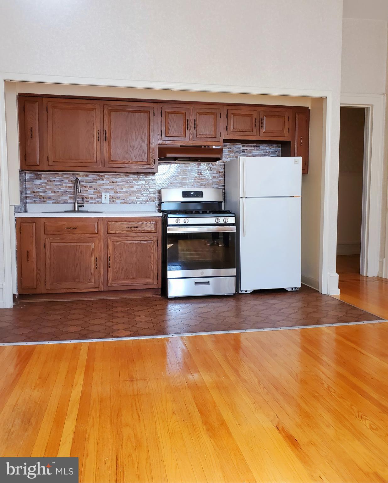 PHILADELPHIA (SOUTH) - Commercial Sale