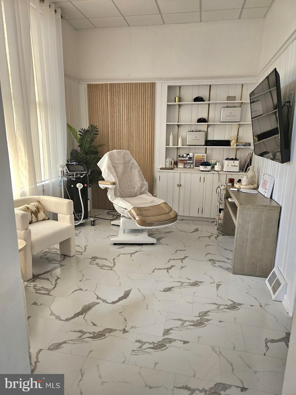 PHILADELPHIA (SOUTH) - Commercial Sale