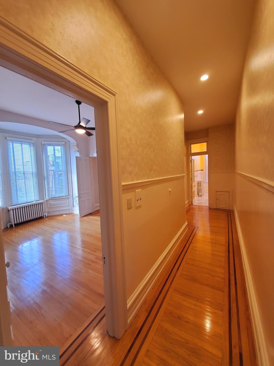 PHILADELPHIA (SOUTH) - Commercial Sale