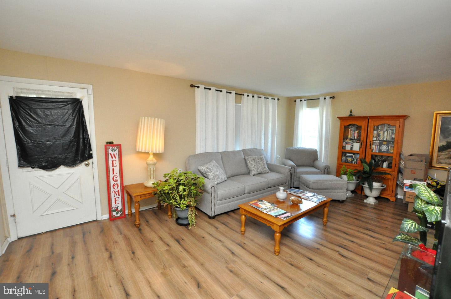 1 WESTMINSTER DRIVE S