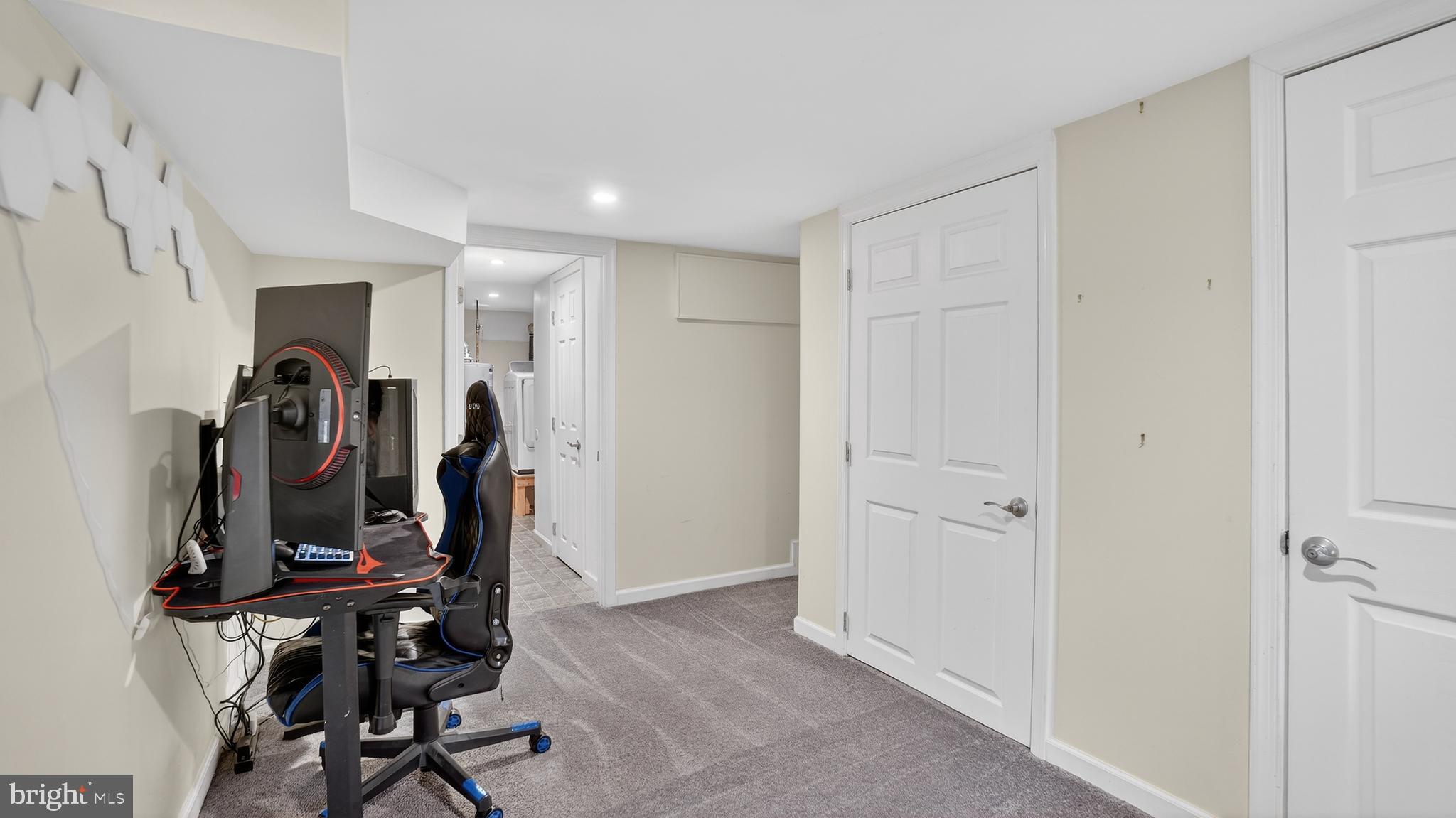 PARK HILL MANOR - Residential