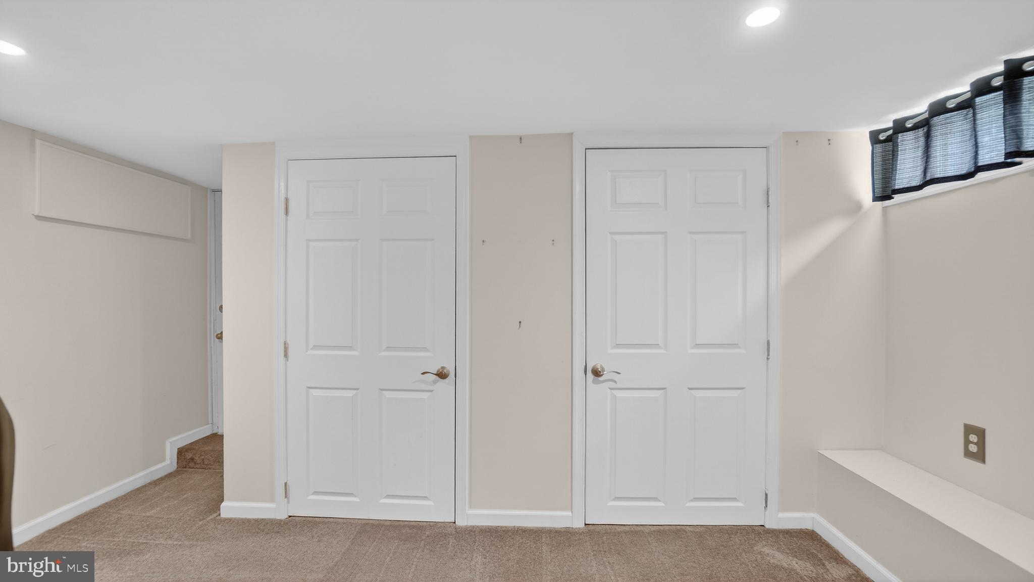 PARK HILL MANOR - Residential