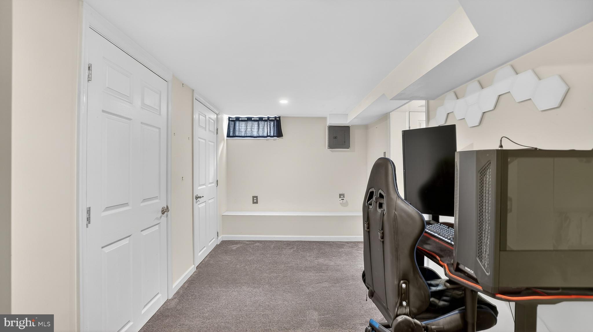 PARK HILL MANOR - Residential