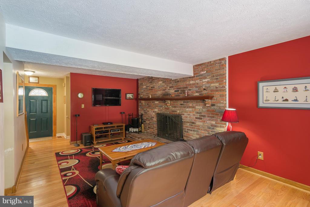 GREENHILL MANOR - Residential