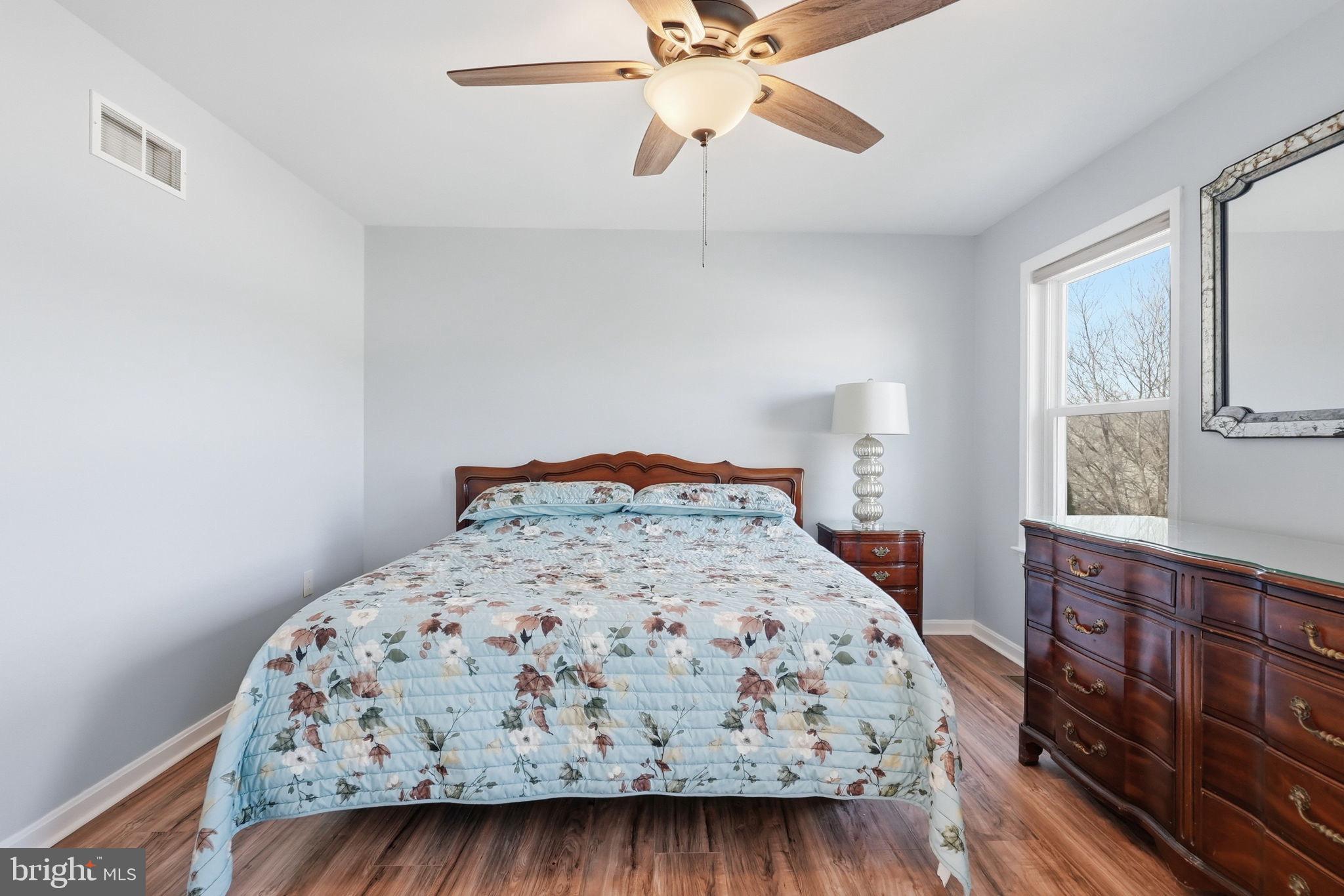 RIDGEVIEW - Residential