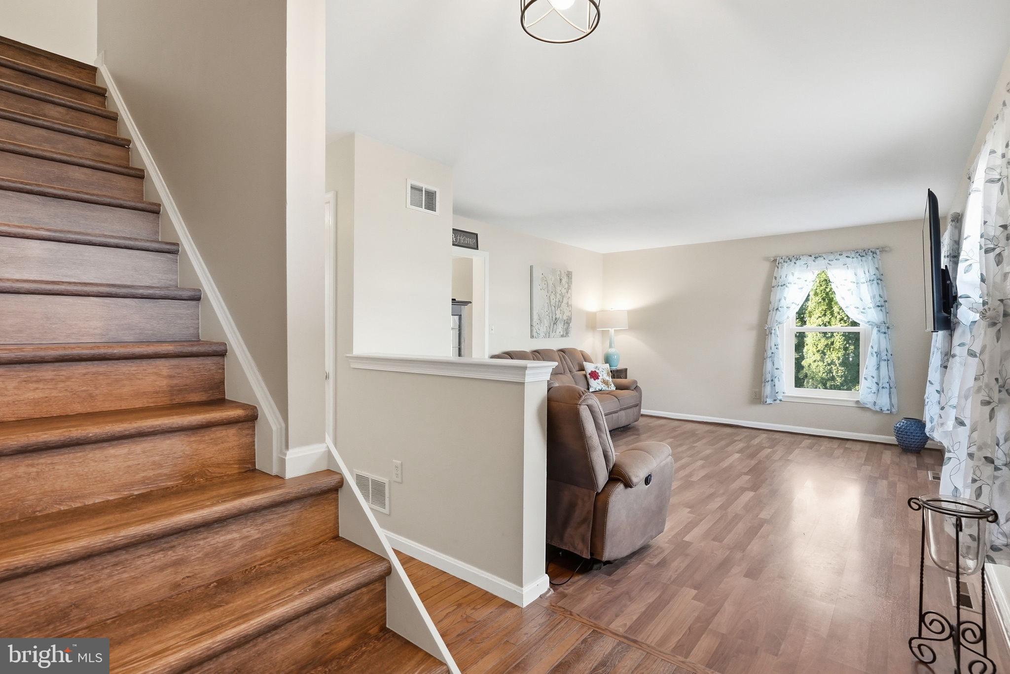 RIDGEVIEW - Residential