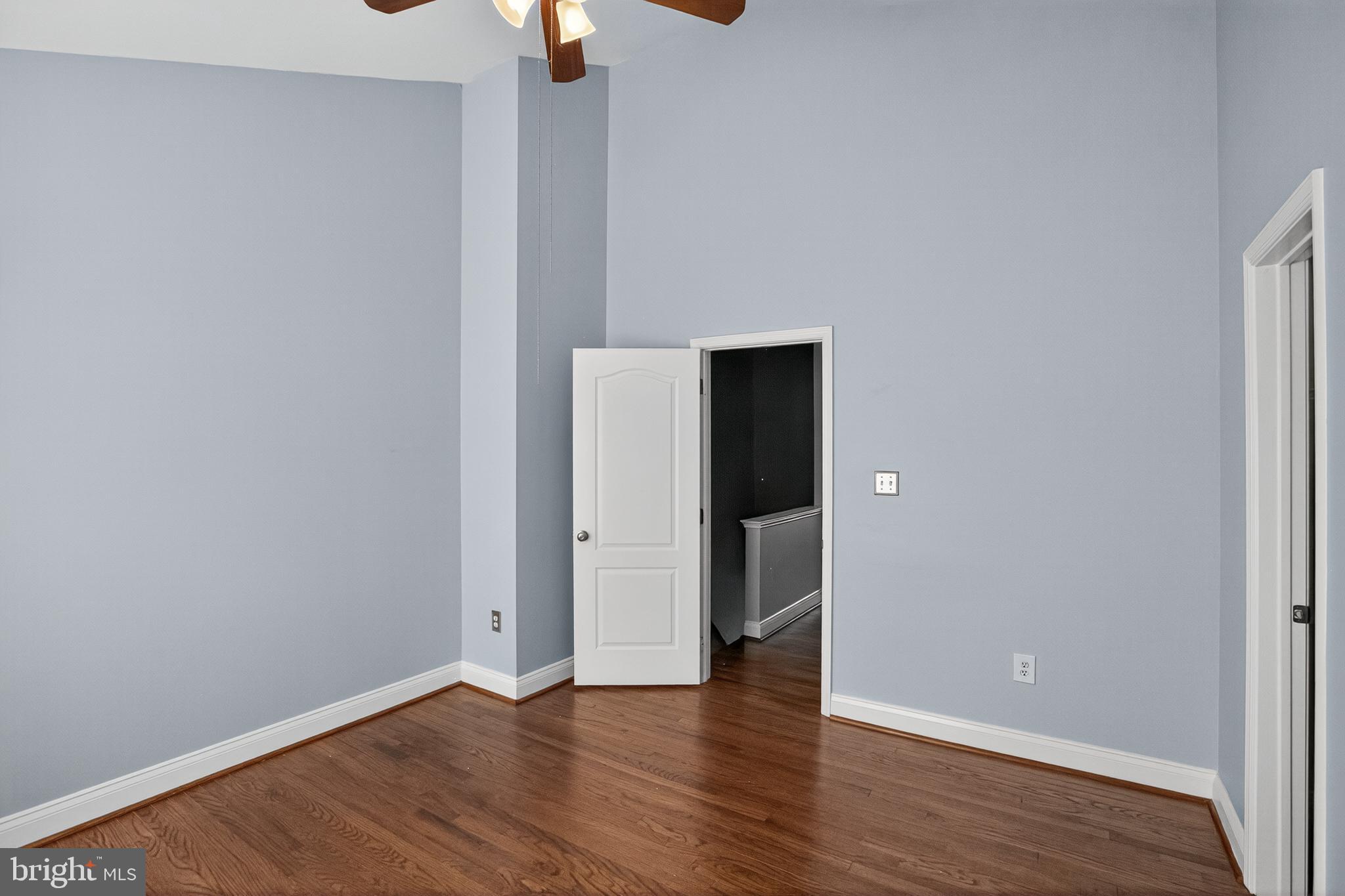 TOWNES AT CAMERON PARKE - Residential