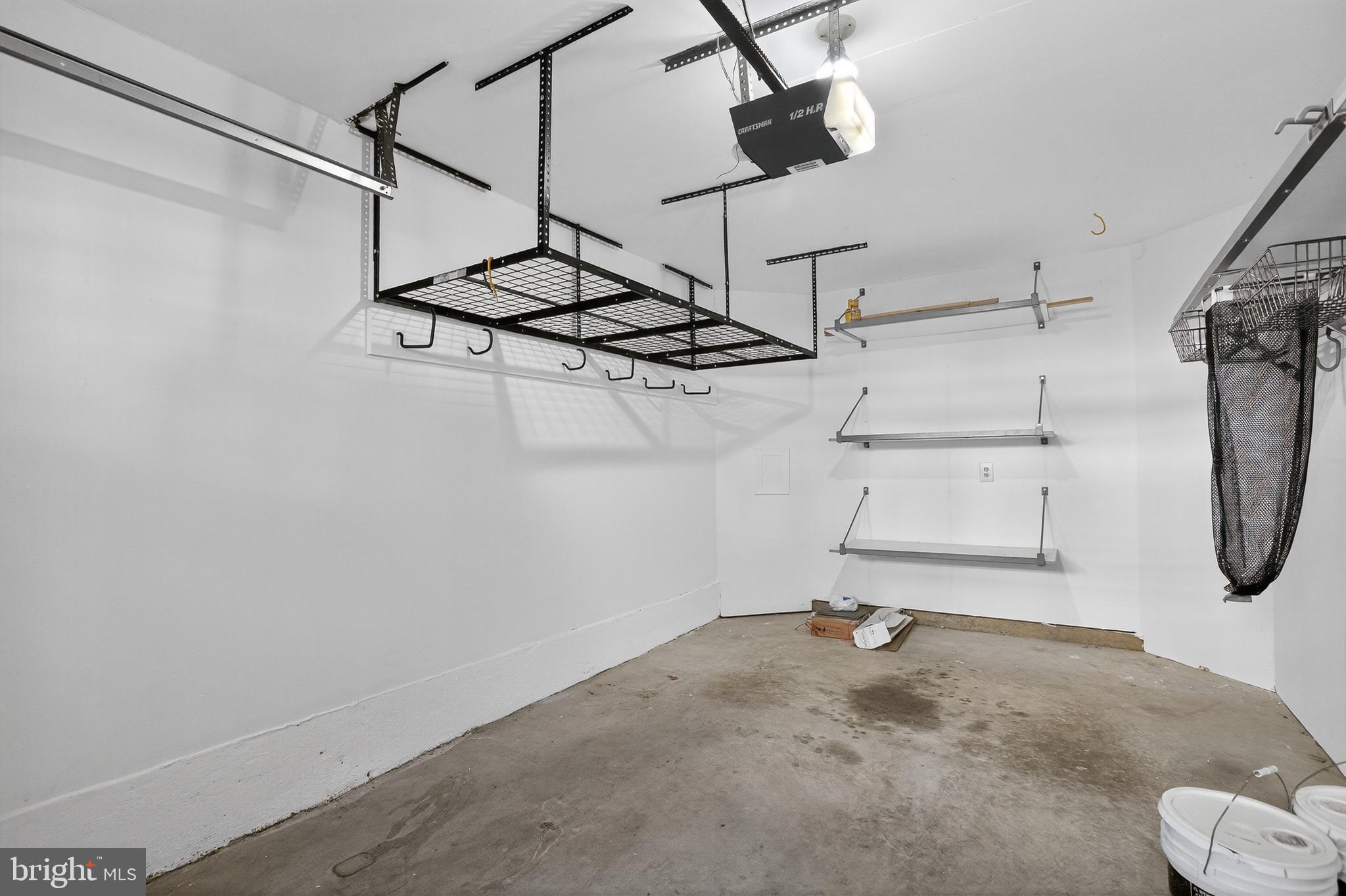 TOWNES AT CAMERON PARKE - Residential