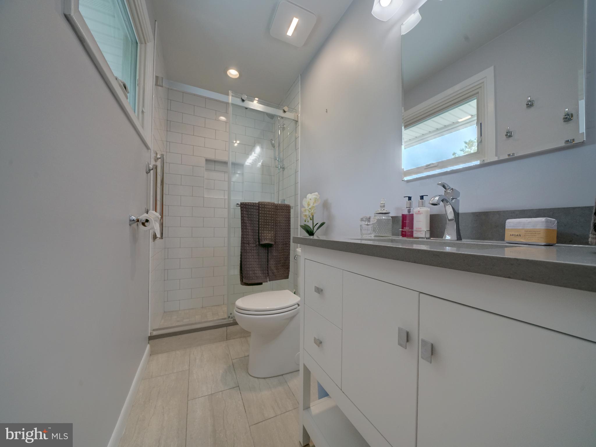 HAMMOND VILLAGE - Residential