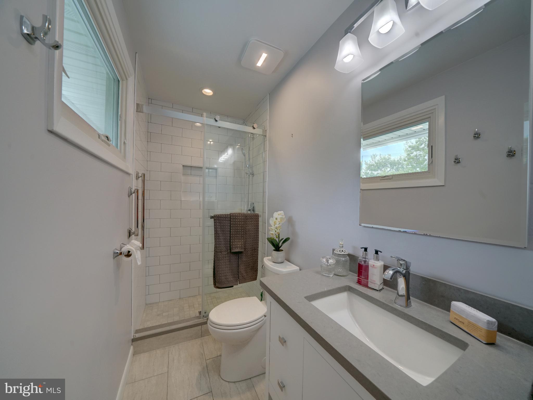 HAMMOND VILLAGE - Residential