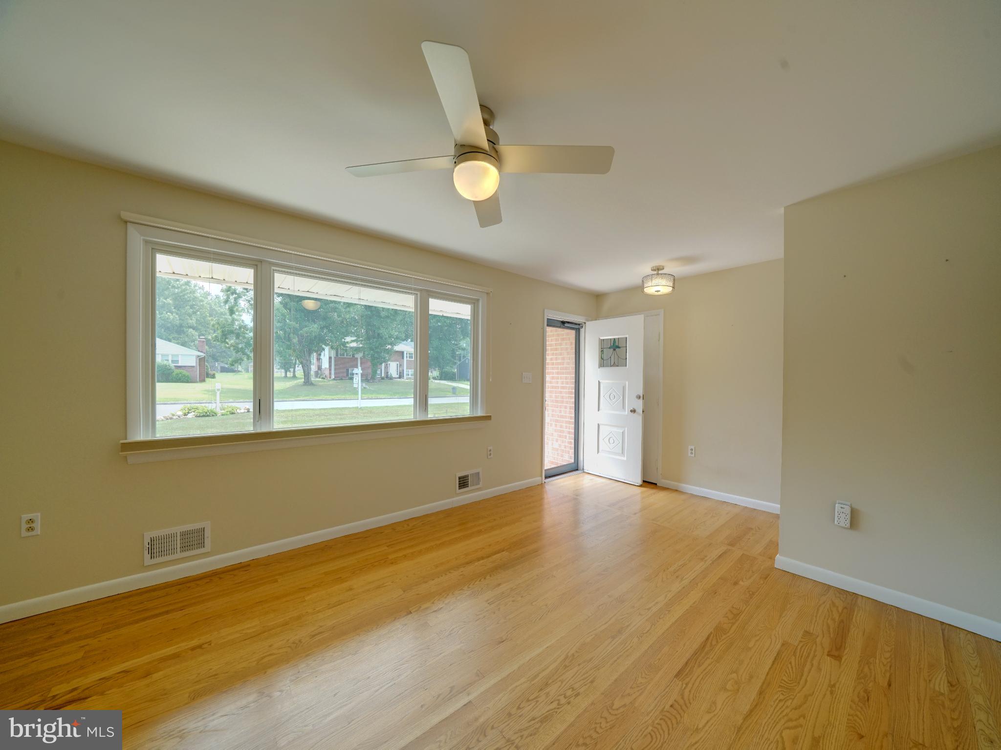 HAMMOND VILLAGE - Residential